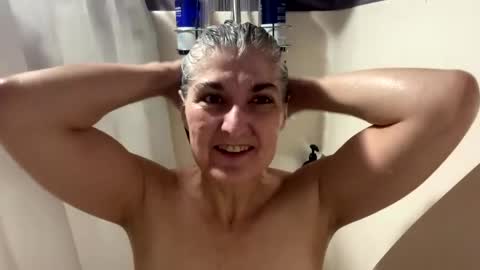 Miss Spooky Silverstacker online show from 02/03/25, 11:53