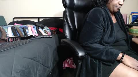 MissTajaa online show from 12/05/25, 04:43