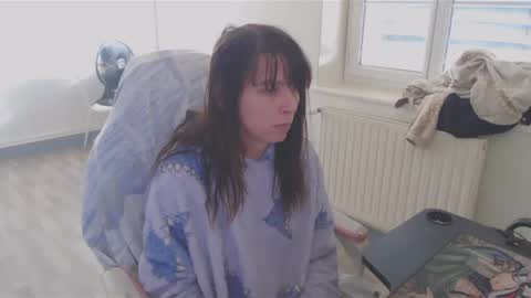 Snapshot of missthon chatting on 12/15/24, 11:45 missthon online show from 12/15/24, 11:45
