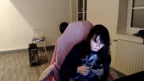 Snapshot of missthon chatting on 01/17/25, 08:44 missthon online show from 01/17/25, 08:44