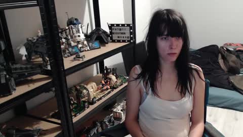 Snapshot of missthon chatting on 02/02/25, 11:51 missthon online show from 02/02/25, 11:51