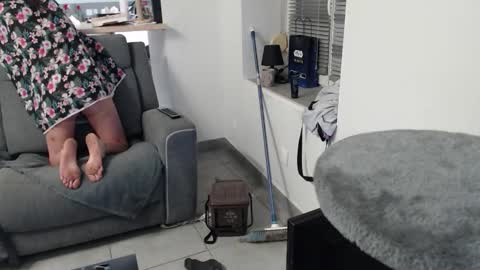 missthon online show from 11/28/25, 10:29