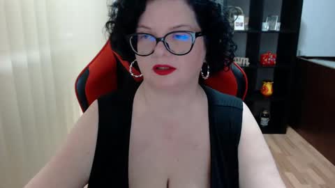 Snapshot of misstruble chatting on 03/10/25, 07:10 MissTruble online show from 03/10/25, 07:10