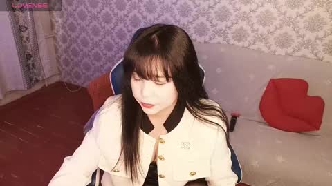 Snapshot of missvalday chatting on 10/20/25, 05:30 Val online show from 10/20/25, 05:30
