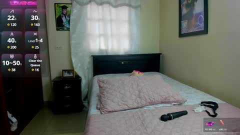 missvalery1 online show from 03/05/25, 03:29