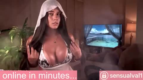 Snapshot of missvalery_1 chatting on 10/02/25, 07:54 OF online show from 10/02/25, 07:54