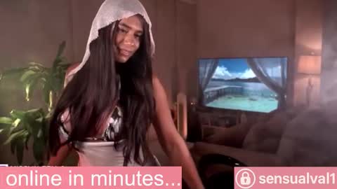 Snapshot of missvalery_1 chatting on 10/24/25, 06:59 OF online show from 10/24/25, 06:59