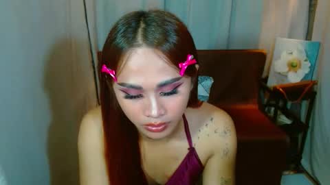 Snapshot of missviolet11 chatting on 02/18/25, 10:49 SweetViolet online show from 02/18/25, 10:49