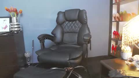 Miss Von Tease online show from 03/27/26, 05:56