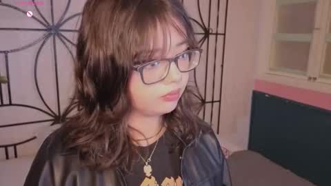 Snapshot of missy_taylor_ chatting on 10/19/25, 12:50 Missy online show from 10/19/25, 12:50