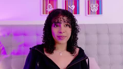 Missy Gainer online show from 09/21/25, 04:25