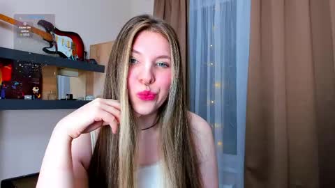 Anya online show from 04/18/26, 06:45