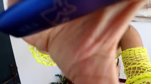 Snapshot of missyscarlet chatting on 02/20/26, 06:10 missyscarlet online show from 02/20/26, 06:10