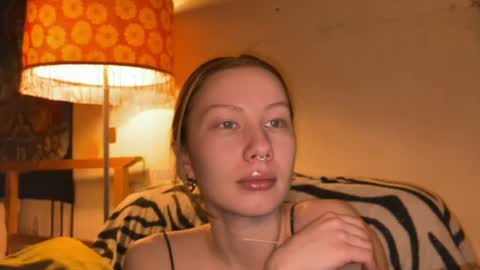 Snapshot of misszlataa chatting on 03/11/25, 03:34 Zlata online show from 03/11/25, 03:34