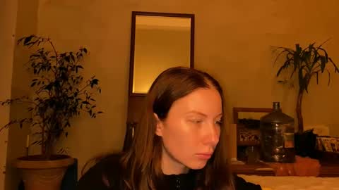 Snapshot of misszlataa chatting on 09/22/25, 06:32 Zlata online show from 09/22/25, 06:32