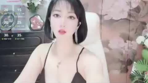 Mist Lili online show from 06/23/26, 02:37