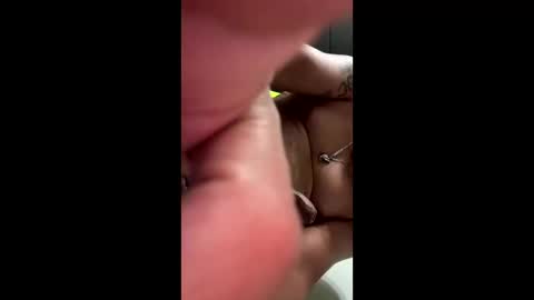 Snapshot of mister94567 chatting on 10/29/25, 05:31 mister94567 online show from 10/29/25, 05:31