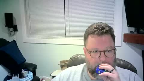 Snapshot of mister_happy567 chatting on 03/07/25, 07:08 Mr. Happy online show from 03/07/25, 07:08