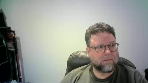 Snapshot of mister_happy567 chatting on 09/25/25, 07:23 Mr. Happy online show from 09/25/25, 07:23