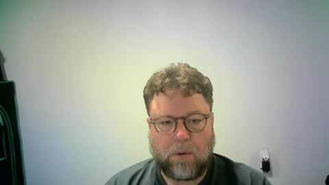 Snapshot of mister_happy567 chatting on 09/29/25, 05:01 Mr. Happy online show from 09/29/25, 05:01