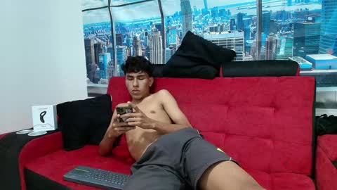 Snapshot of mister_jhonxxx chatting on 01/25/25, 12:06 mister_jhonxxx online show from 01/25/25, 12:06