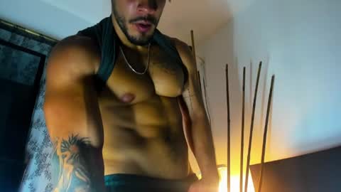 Snapshot of mister_latino27 chatting on 07/23/26, 05:27 Mster online show from 07/23/26, 05:27