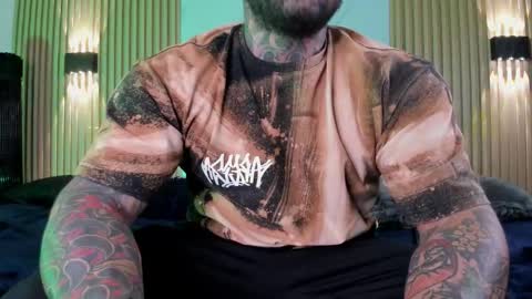 Snapshot of mister_venom chatting on 12/15/25, 11:58 venom online show from 12/15/25, 11:58