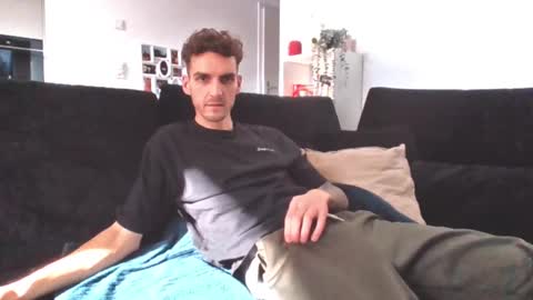 Snapshot of misterben96 chatting on 02/28/25, 09:47 Mister pour ton plaisir online show from 02/28/25, 09:47