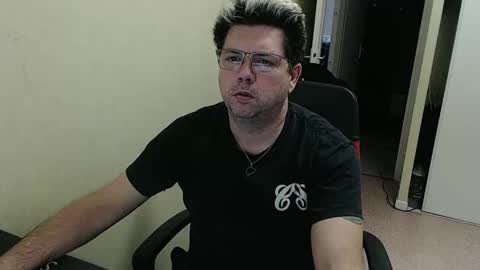 Snapshot of mistercoeur1 chatting on 01/02/25, 09:11 mistercoeur online show from 01/02/25, 09:11