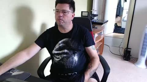 Snapshot of mistercoeur1 chatting on 09/20/25, 07:53 mistercoeur online show from 09/20/25, 07:53