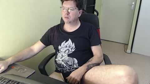 Snapshot of mistercoeur1 chatting on 02/07/26, 08:29 mistercoeur online show from 02/07/26, 08:29