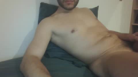 Snapshot of misterepicc chatting on 12/28/24, 06:40 misterepicc online show from 12/28/24, 06:40