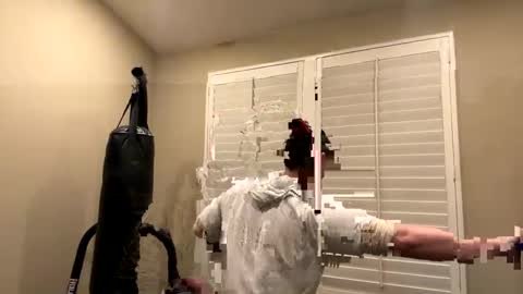 Snapshot of misterlionking chatting on 03/05/25, 08:54 Eric online show from 03/05/25, 08:54