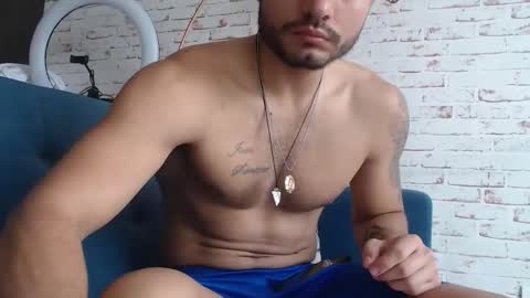 mistersam33 online show from 01/03/25, 12:19