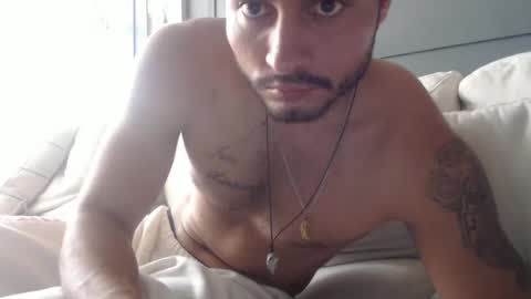 mistersam33 online show from 01/11/25, 08:32