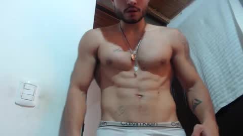 mistersam33 online show from 01/22/25, 05:49