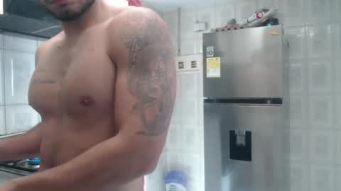 mistersam33 online show from 02/11/25, 06:11