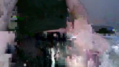 Julius online show from 04/19/26, 06:07
