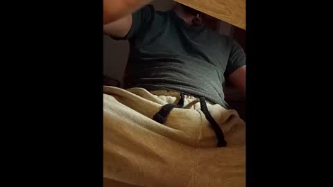 Snapshot of mistervirtue chatting on 12/21/25, 04:36 MisterVirtue online show from 12/21/25, 04:36