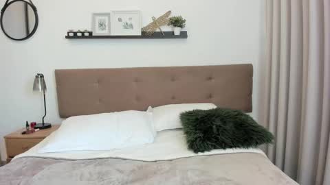 misticred online show from 02/10/26, 05:06