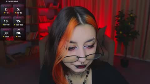 Snapshot of mistress__marcelline chatting on 06/24/26, 01:37 Marcelline online show from 06/24/26, 01:37