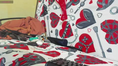 Snapshot of mistress_adel chatting on 02/01/25, 12:16 mistress_adel online show from 02/01/25, 12:16