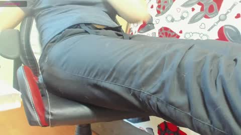 Snapshot of mistress_adel chatting on 02/03/25, 10:47 mistress_adel online show from 02/03/25, 10:47