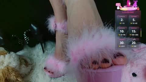 mistress_angelina777 online show from 10/04/25, 09:35