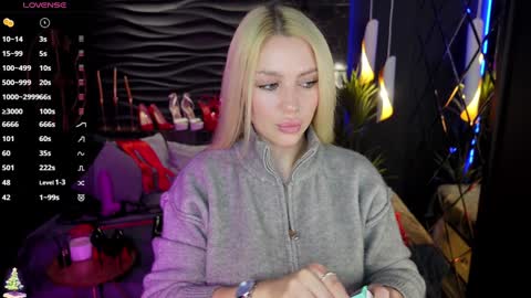 Snapshot of mistress_darsy chatting on 01/18/25, 05:52 Darsy online show from 01/18/25, 05:52