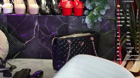 Darsy online show from 01/18/26, 05:55