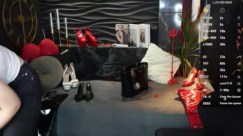 Darsy online show from 02/19/26, 01:51