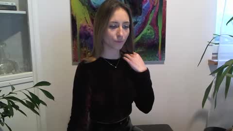 Snapshot of mistress_kasandrra chatting on 12/30/24, 10:43 Mistress Cassie - Cash online show from 12/30/24, 10:43