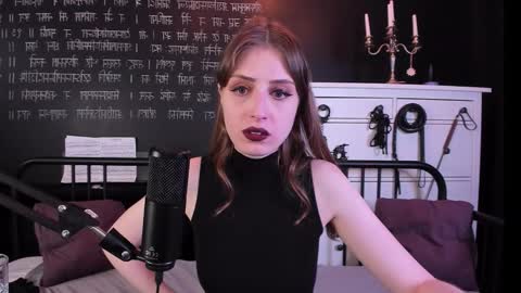 Snapshot of mistress_marlene chatting on 11/14/25, 05:17 Mistress Marlene online show from 11/14/25, 05:17