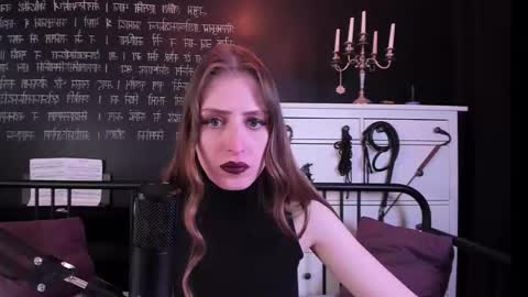 Snapshot of mistress_marlene chatting on 01/18/26, 07:45 Mistress Marlene online show from 01/18/26, 07:45